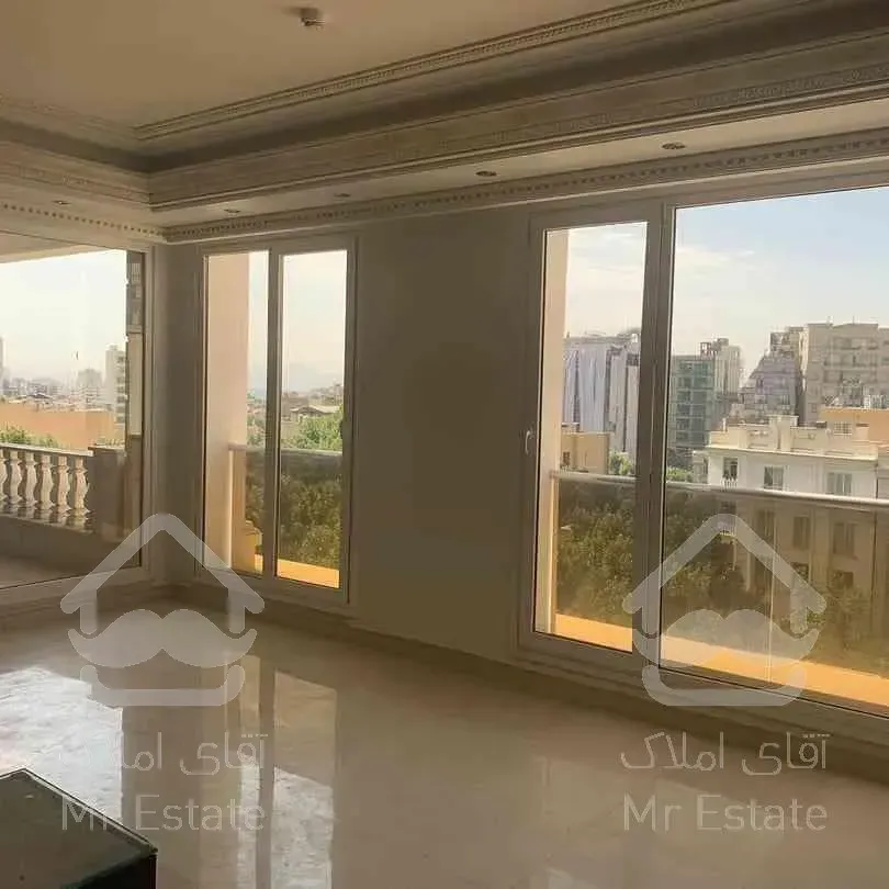 ۱۹۰ متر فرمانیه شرقی فول