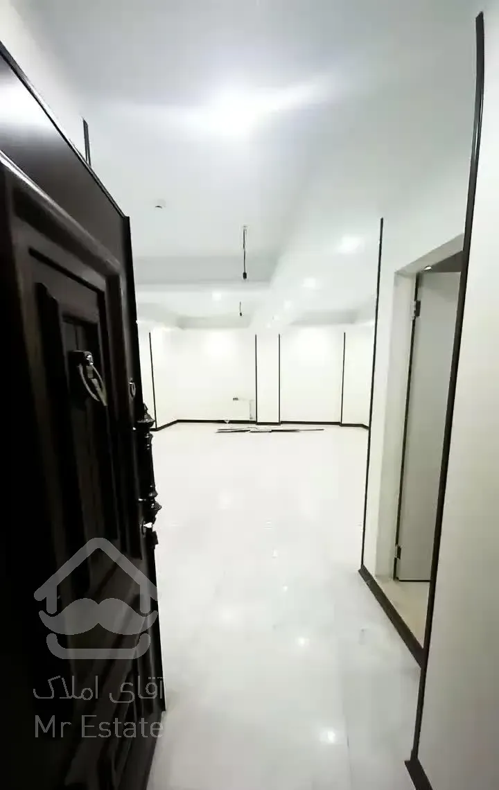 آپارتمان ۱۱۰ متری ۲ خواب / کلید نخورده