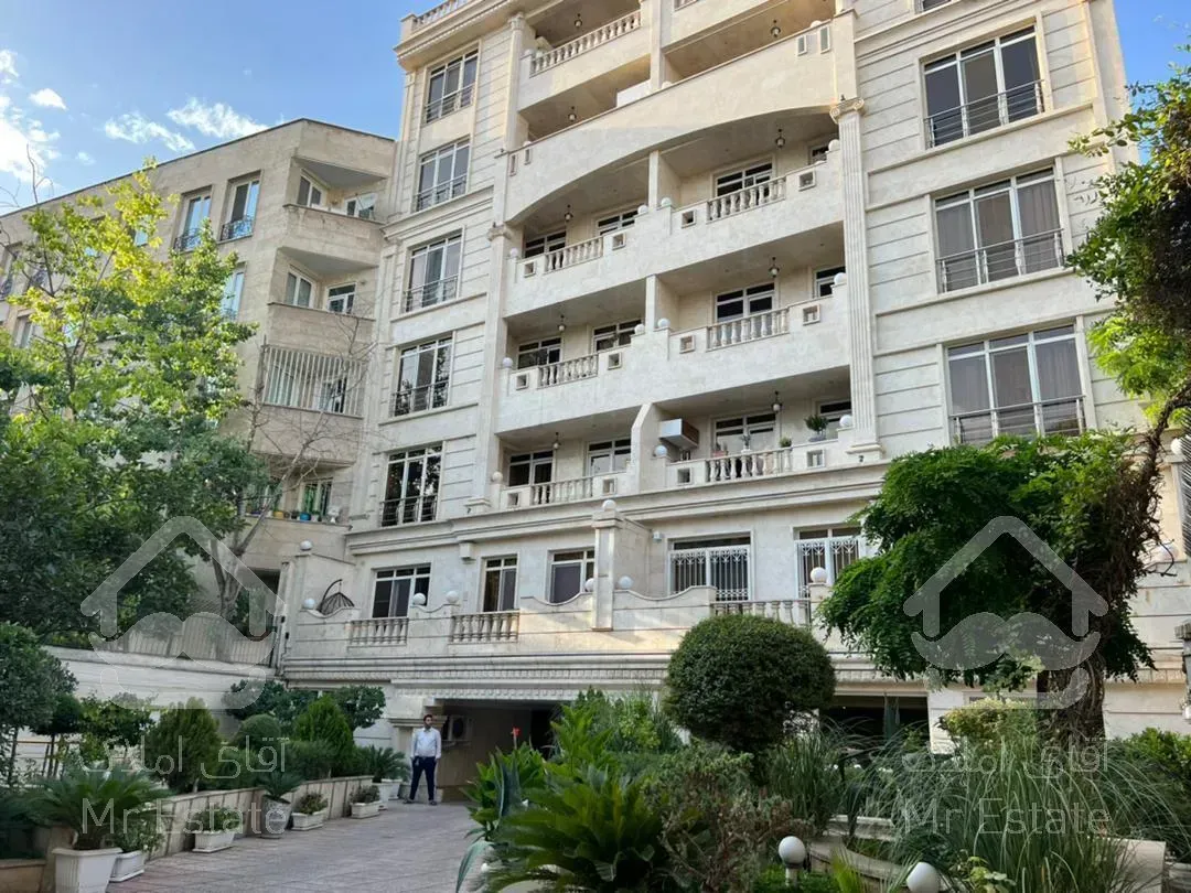 240 متر در فرعی ترین لوکیشن دروس