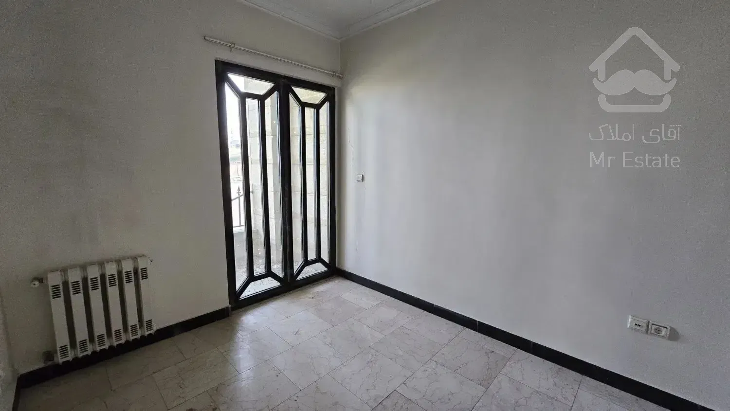 88متربلوارسعادت آباددونبش*ویودار*تابلوخور*خوش نقشه