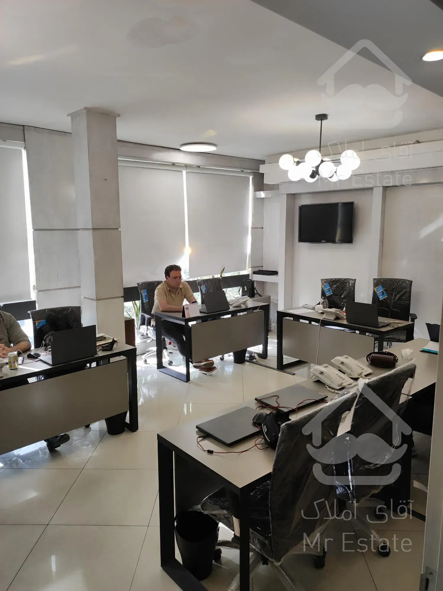 بر شریعتی  سند اداری ۱۲۰ متر تابلوخور شیک