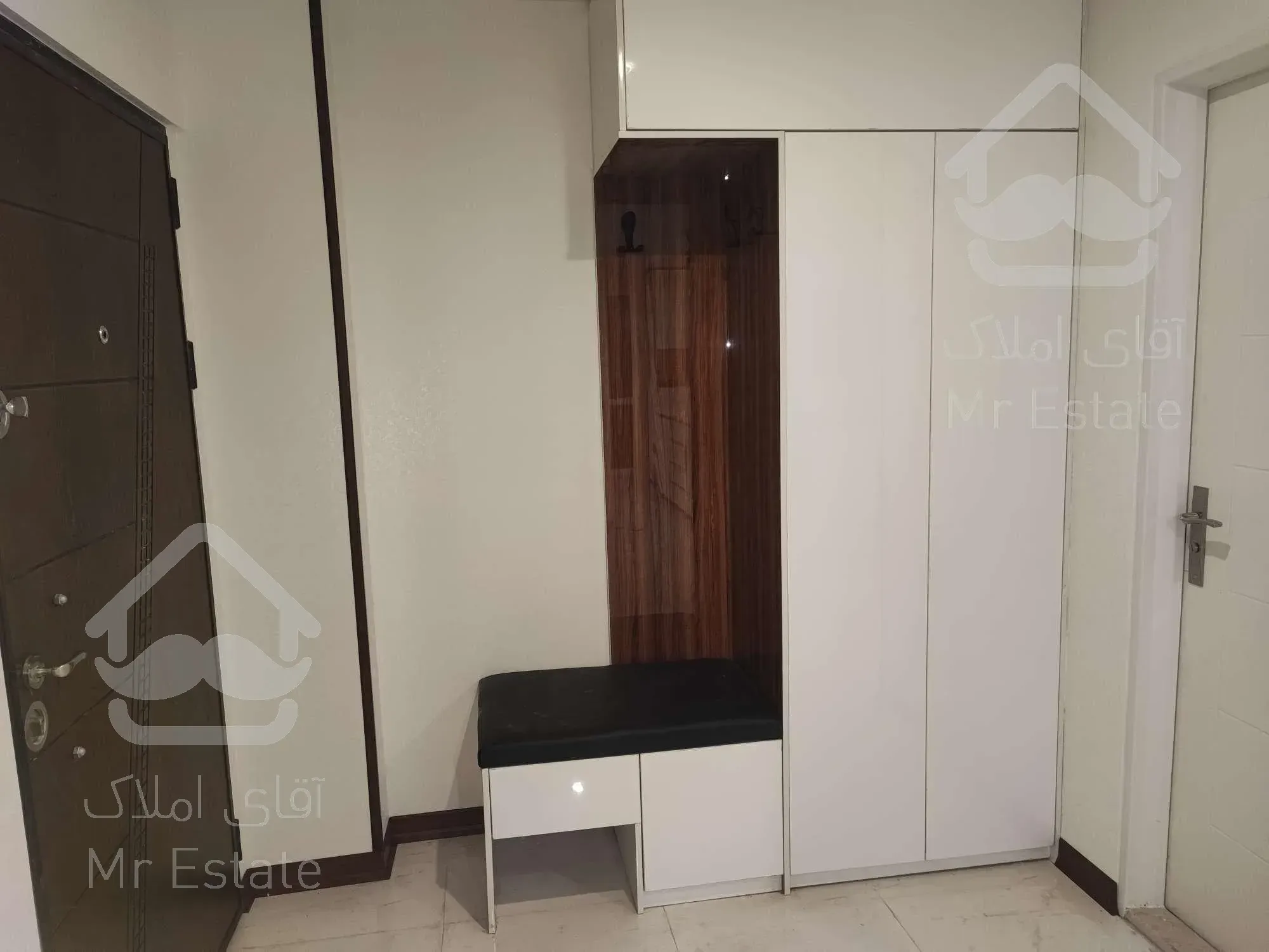 کلید نخورده،مدرن،2 بالکن بزرگ، ویو کوه و دریاچه از طبقه 13