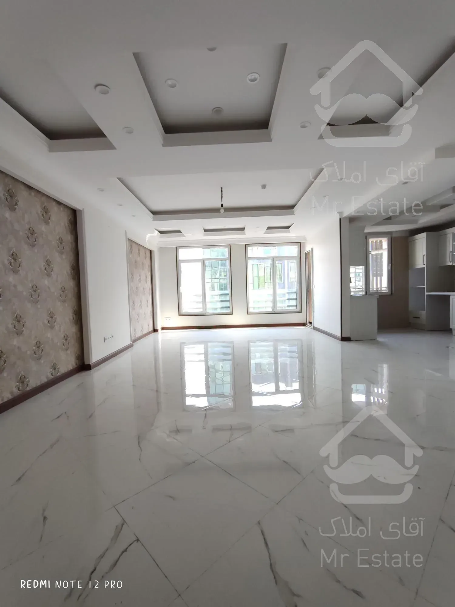 سعادت آباد 98متر 2خواب غرق در نور