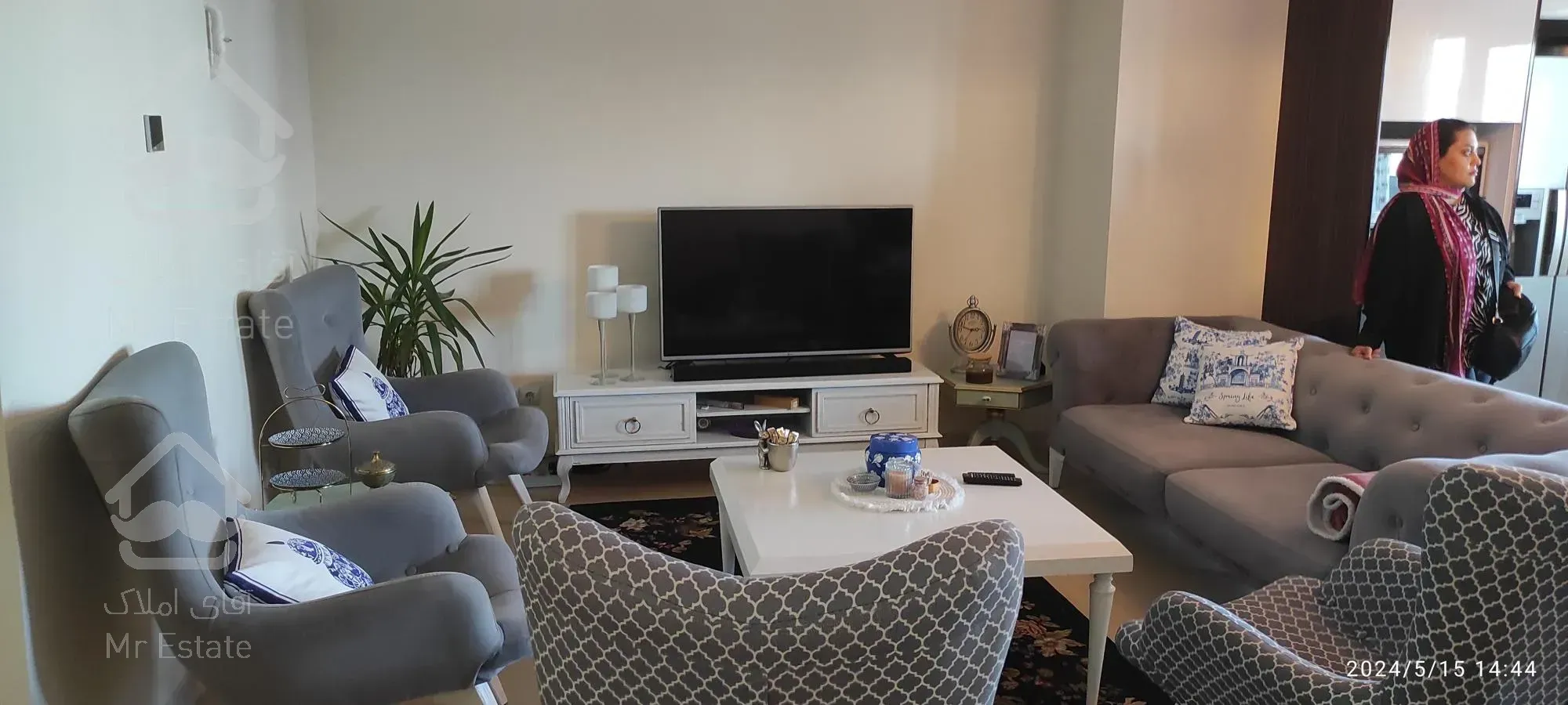 اجاره آپارتمان ۹۱ متری تک خوابه با ویو دریاچه نوساز و فول دیزاین