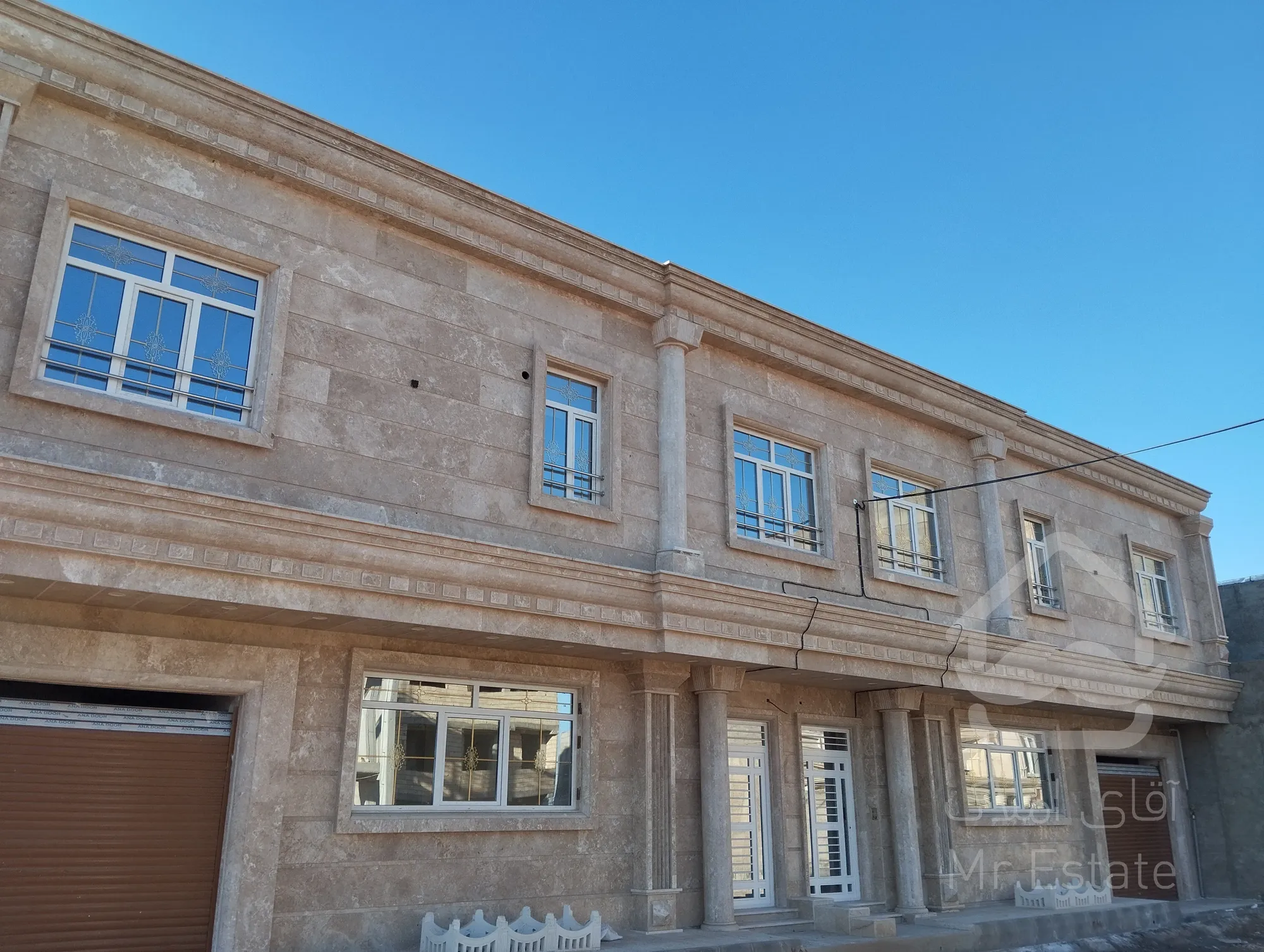 ویلای دوبلکس با استخر ۴فصل فول امکانات پیشوا