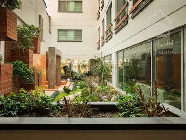 کوهک خاکی از جنس طلا واحد ۱۰۰ متری برج سوپر لوکس  سازنده حاج رحیم قربانی  اکازیون