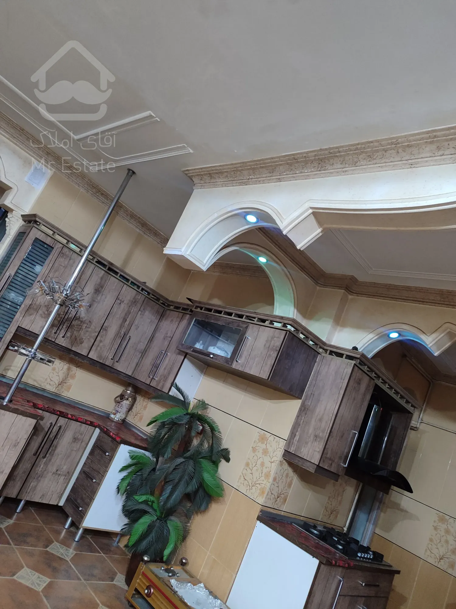 فروش فوری خانه سه واحدی