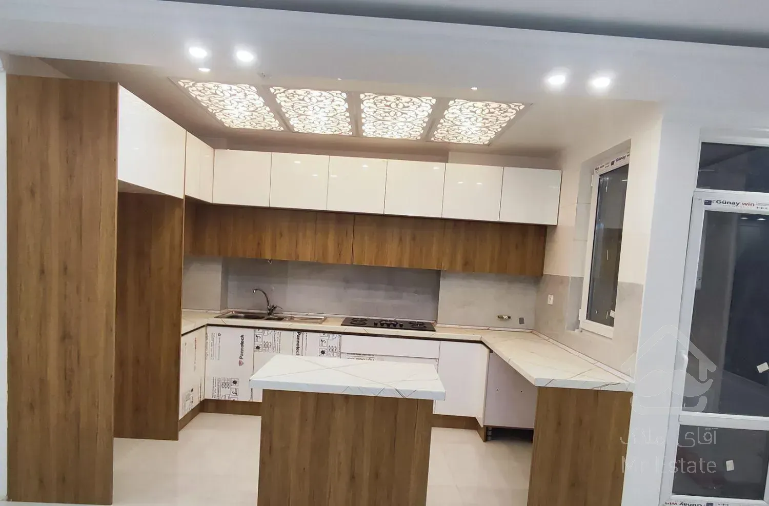 تکی یا یکجا/ نوساز ۱۰۰ و ۱۲۰ متری /انقلاب/زیر قیمت