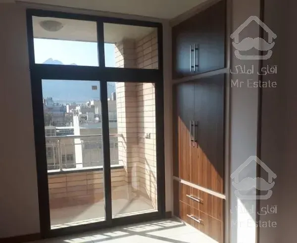 اپارتمان 165متر سه خواب ویک مستر