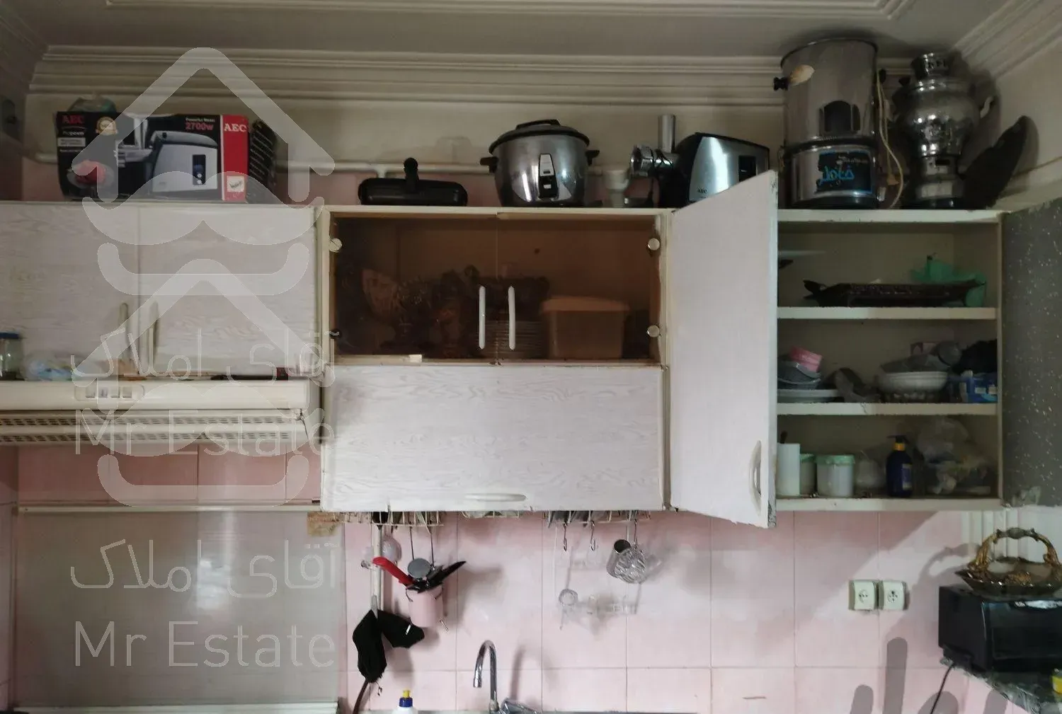 کابینت در حد نو سالم وبدونه پوسیدگی