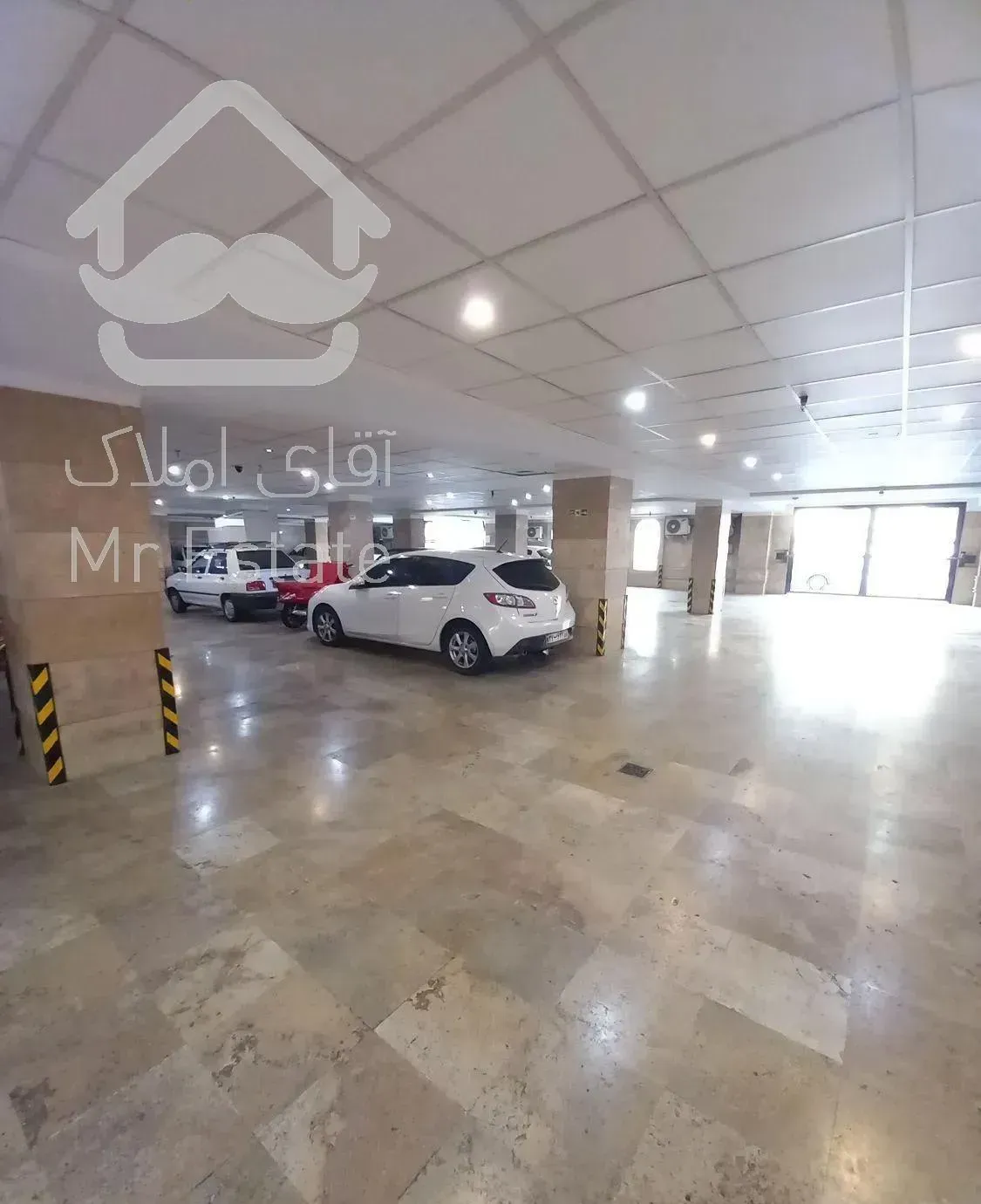 ۸۸متر/دوخواب/سالن یه تیکه/نما و مشاعات /بیمه