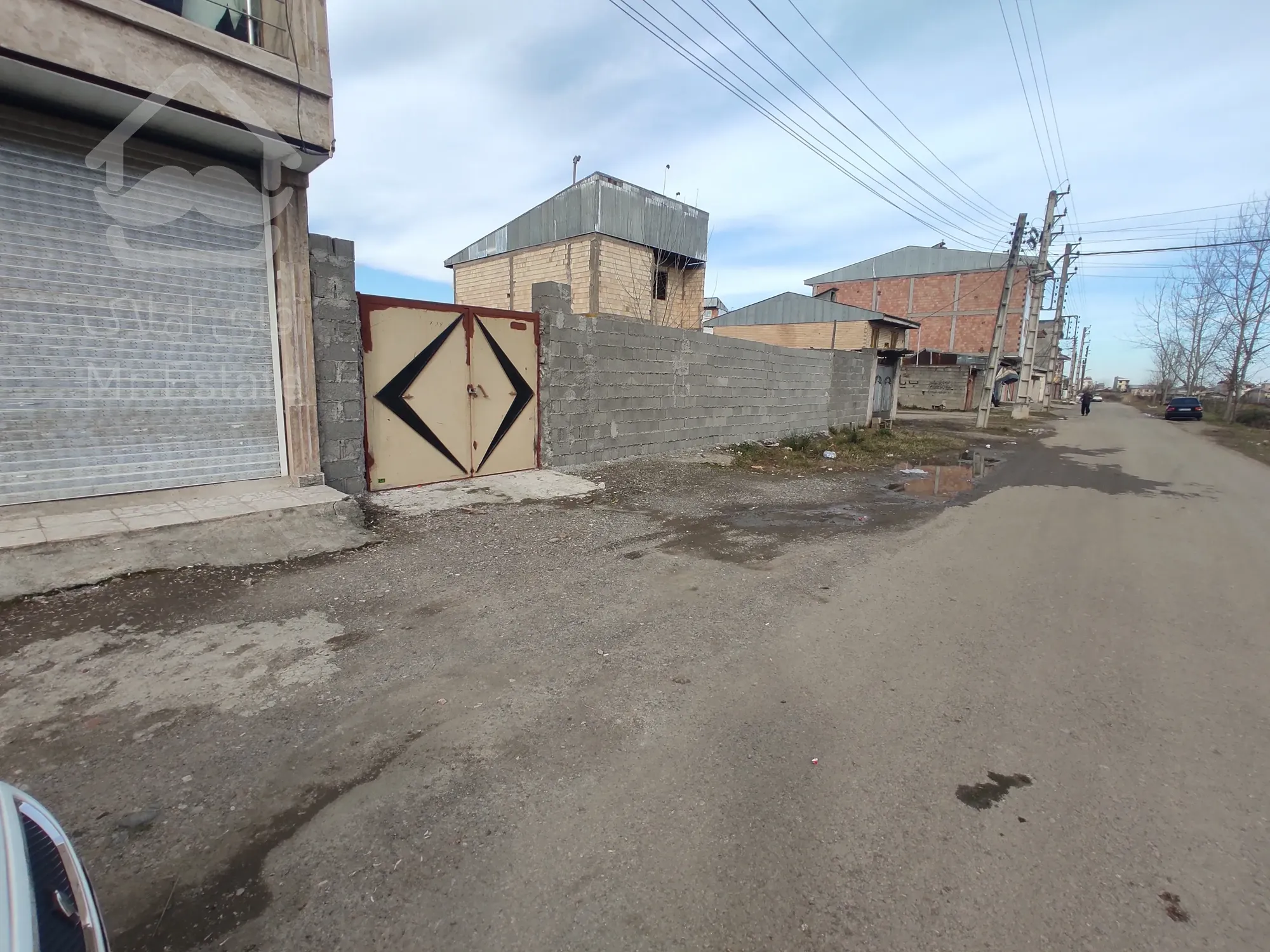 ۳۰۱ متر دوکله بر اصلی با ۱۴ متر بر