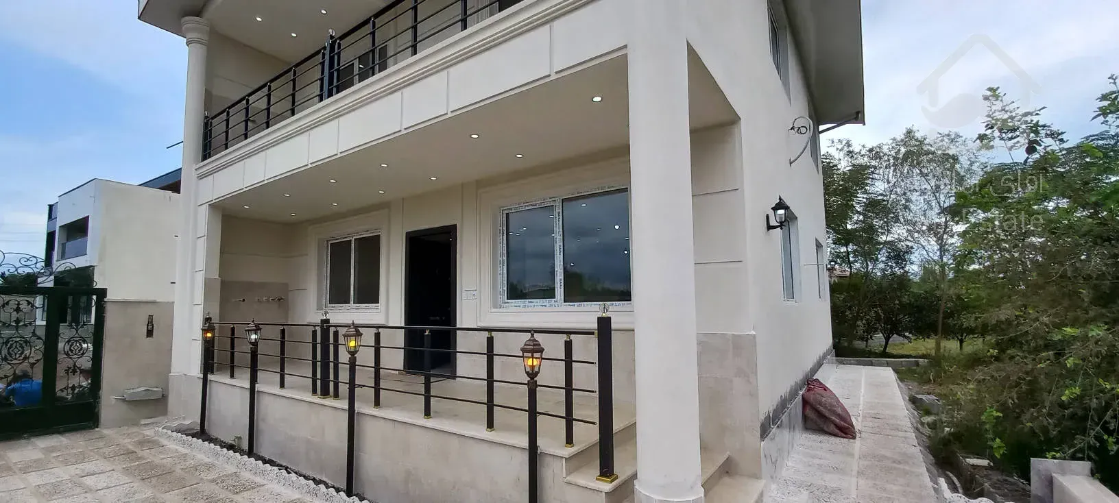 فروش ویلا مدرن شهرکی اختصاصی تنکابن