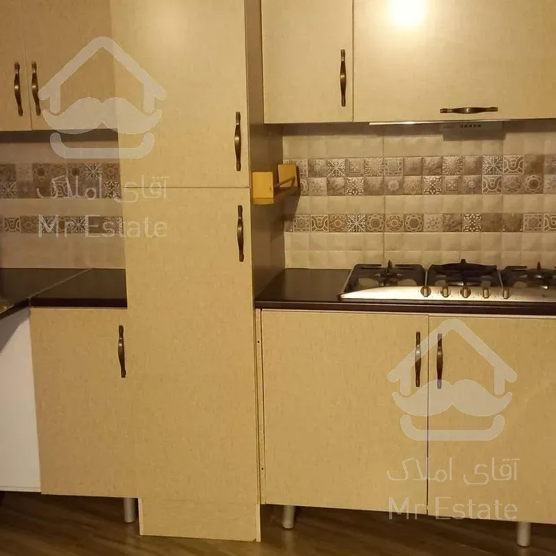 ویلا لاکچری دوبلکس 300 متر_5خواب_شیک و تمیز_ جمهوری