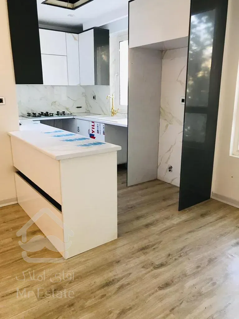 فروش 70 متری پاسداران