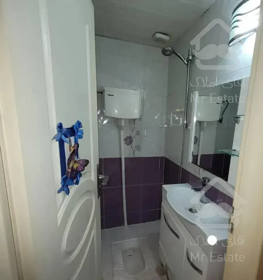 ۷۰ متر دو خواب پارکینگ دار  گذر صادقیه