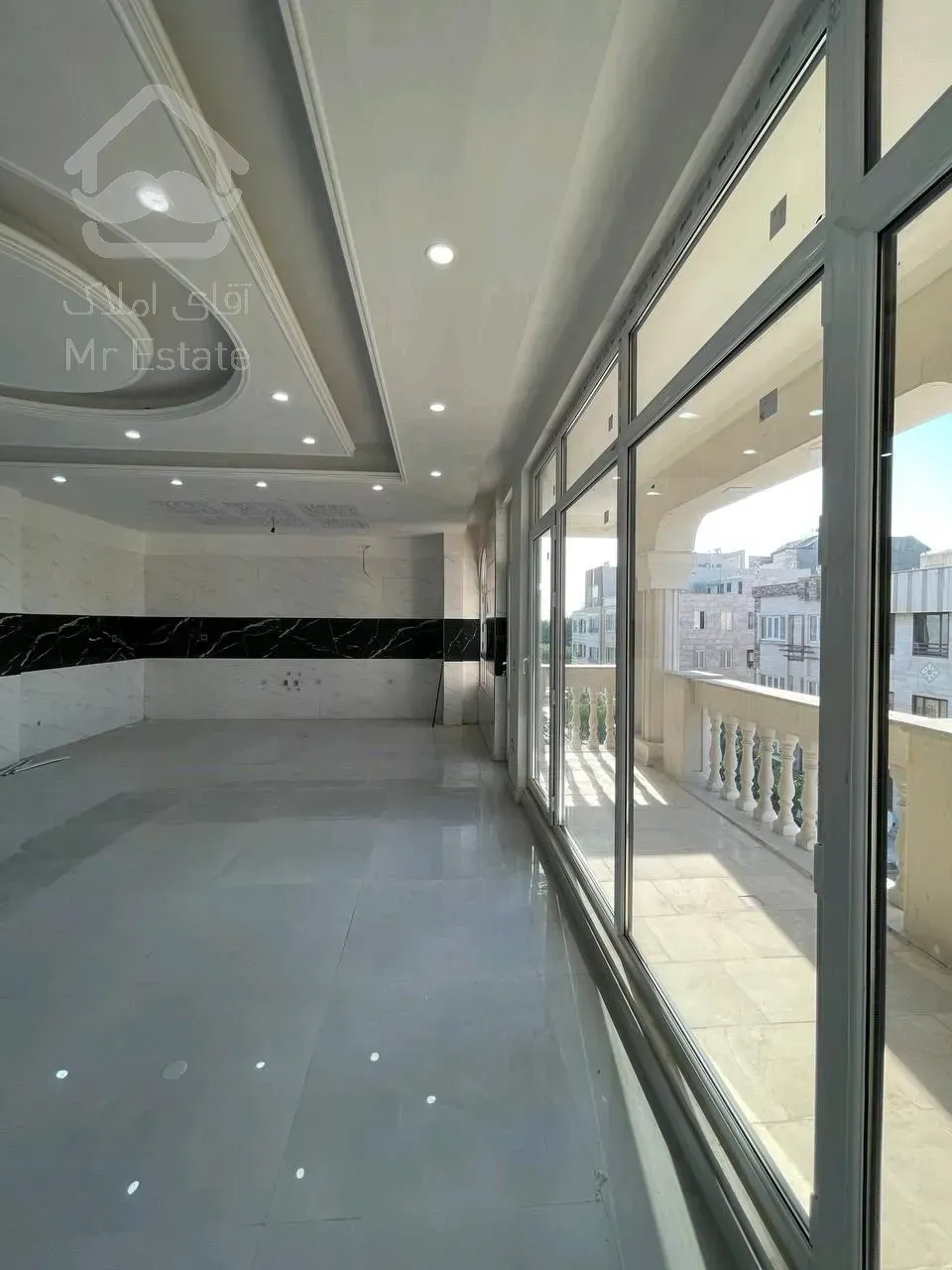 علی حسنی/۱۶۵متر۳خواب/تکواحدی و نوساز/