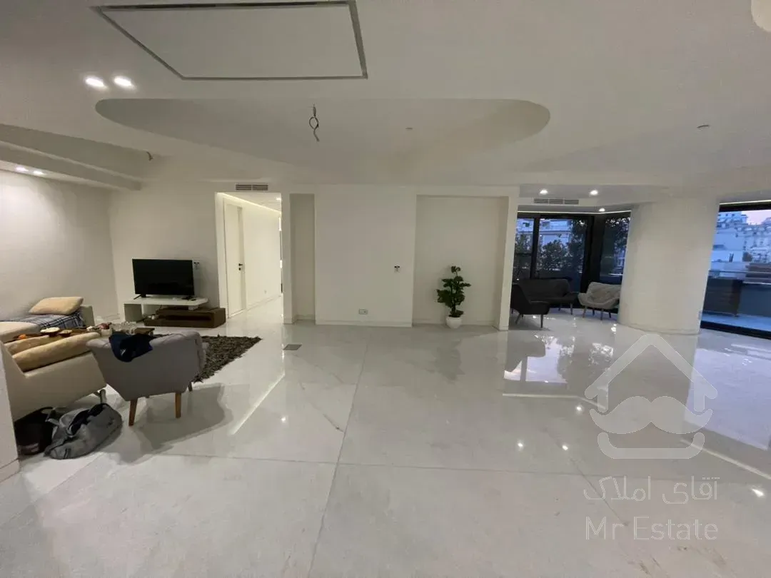 فروش اپارتمان 280 متری زعفرانیه