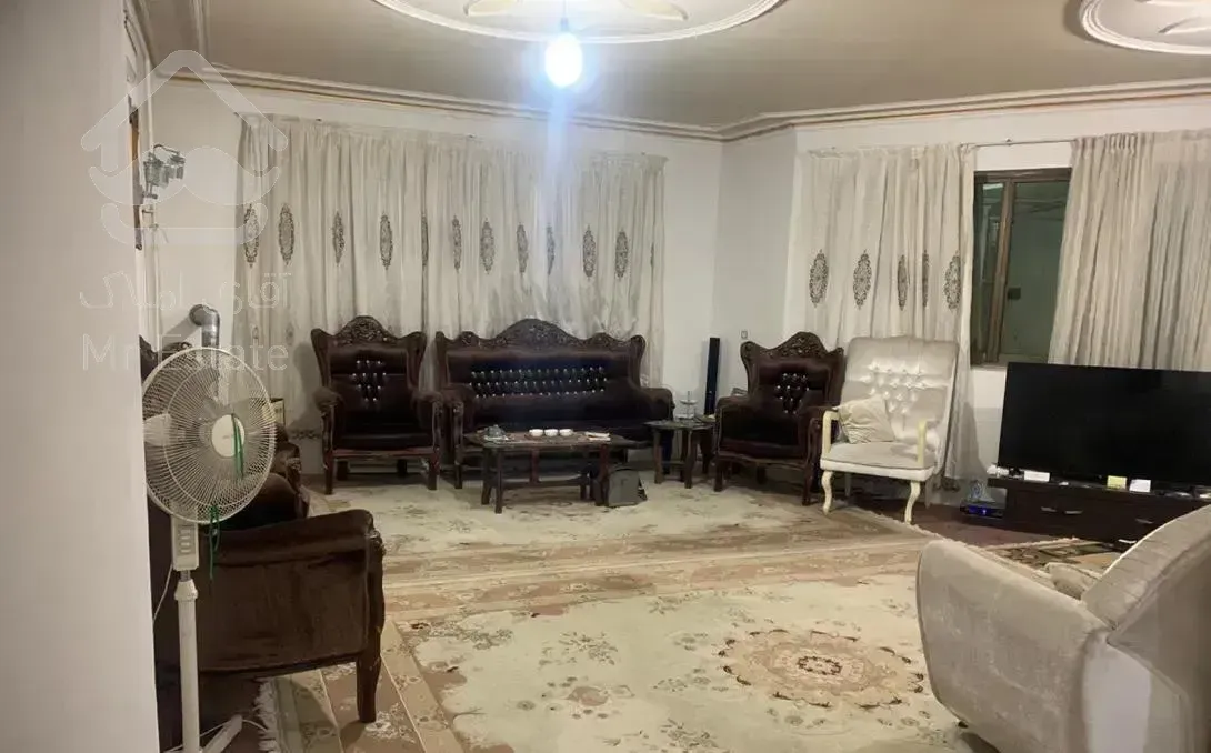 آپارتمان ۱۱۰متری سه دقیقه مرکز شهر