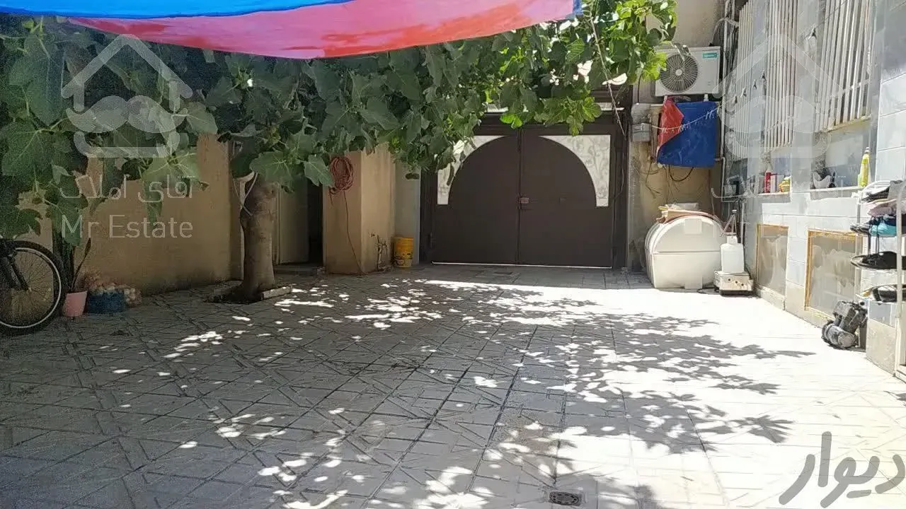 ویلایی 210متر حافظیه سند دار