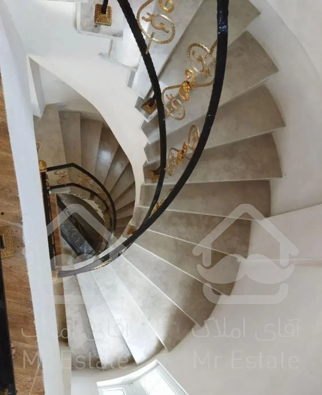 ویلادوبلکس استاراحیران روستاگیلده