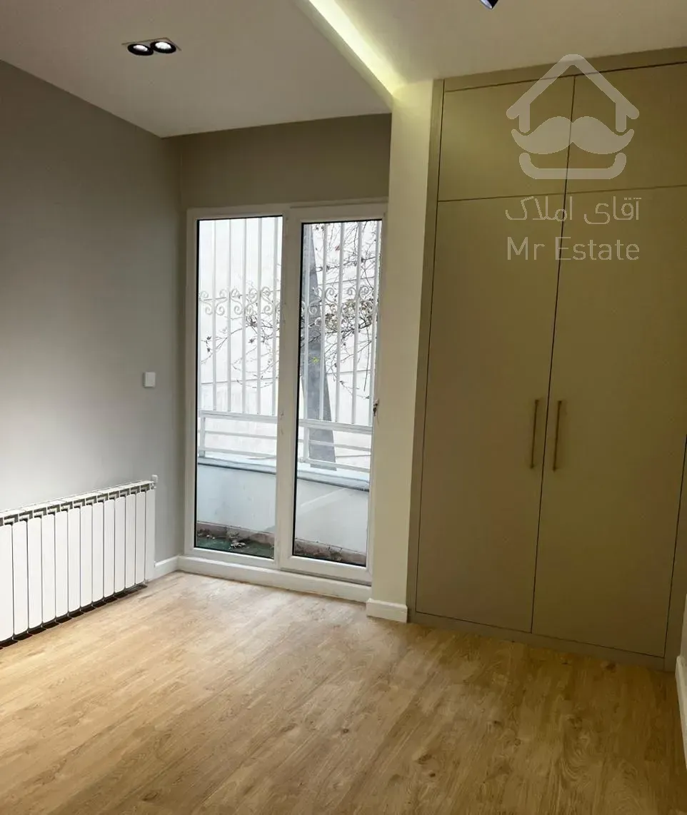 فروش ۲۲۰ متری //زندگی با طعم اصالت در نیاوران