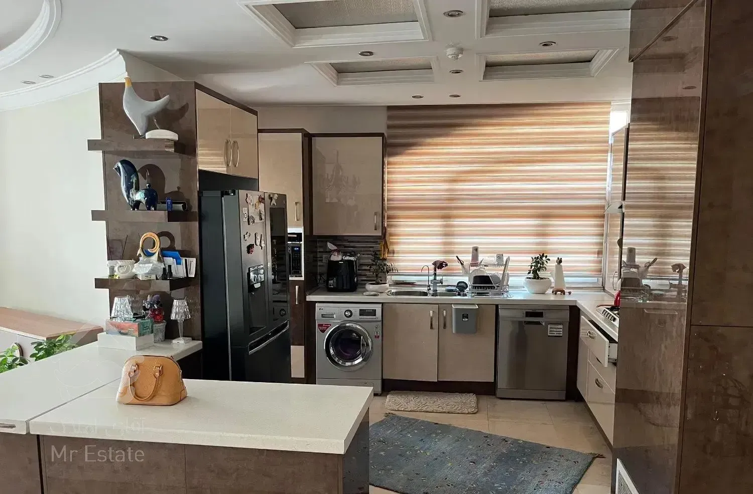 رهن اجاره آپارتمان ۱۷۰متری۳سه خواب تکواحدی ازگل