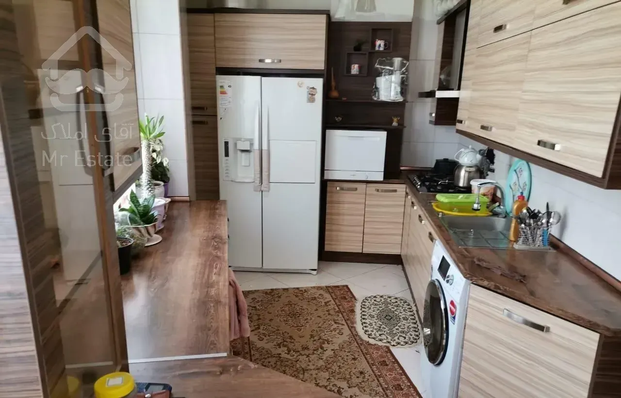 فروش آپارتمان ۱۰۰ متری ۲ خوابه در مهرآباد جنوبی