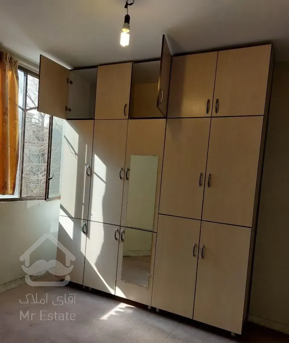 ۵۵متری. یک خواب