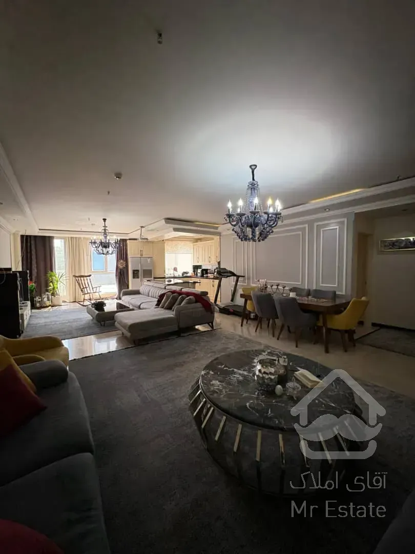 فروش آپارتمان ۱۳۰ متر دارآباد