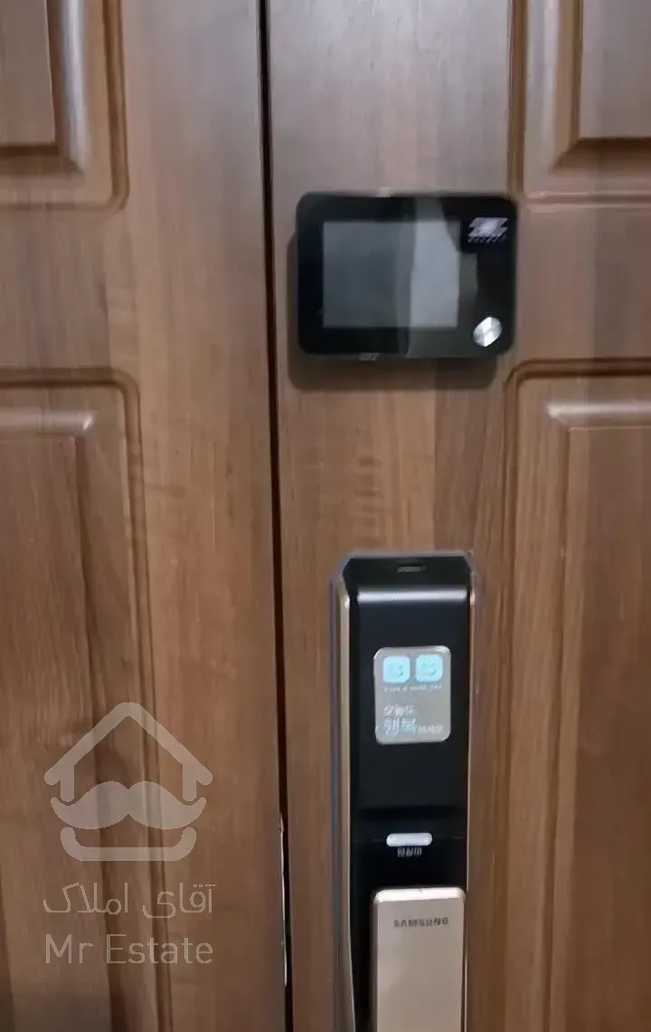 آپارتمان ۱۱۲ متری (شهرک نور ونک)