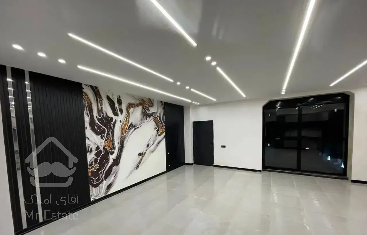 ویلا نما انگلیسی نوساز  شهرکی سند تک‌برگ