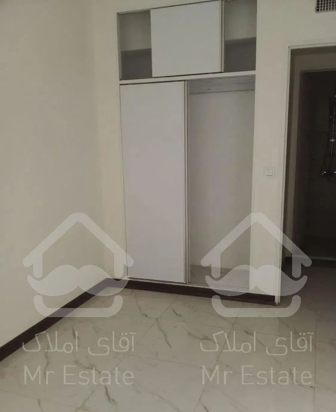 شادمان 70متر