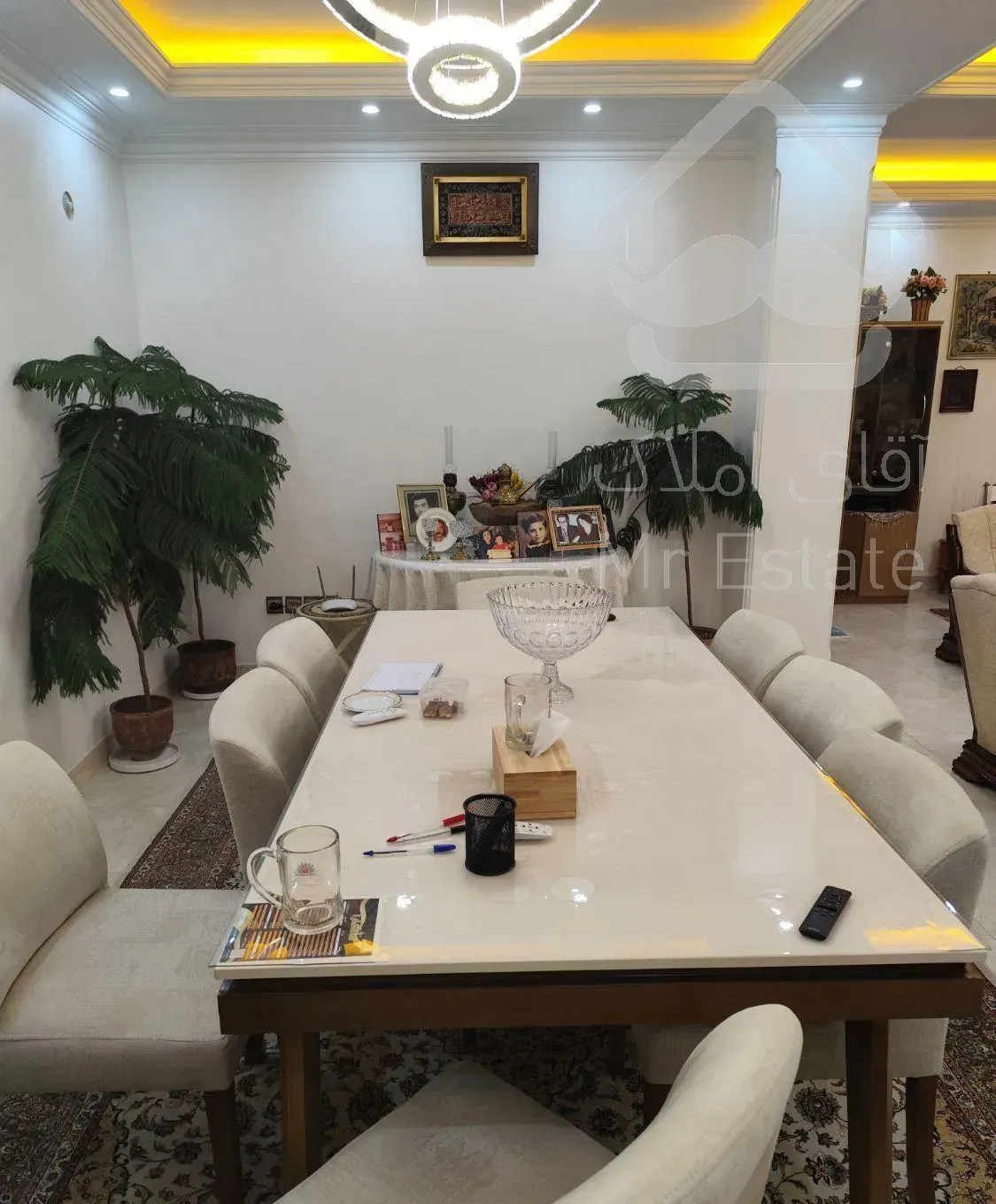 آپارتمان ۱۰۵ متر طبقه سوم شاهد یک شرقی