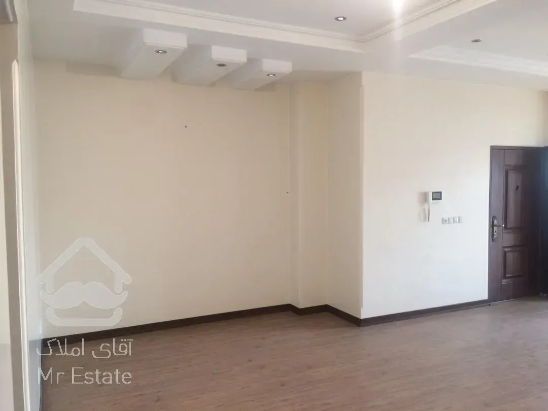 ۱۰۵متر آپارتمان صادقیه زیر قیمت