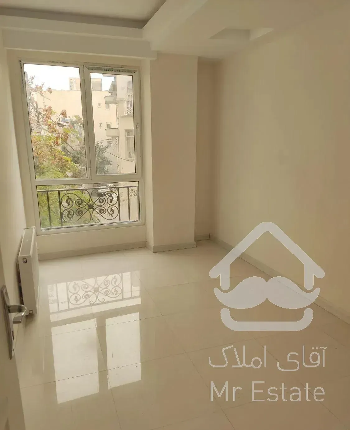 رهن آپارتمان ۱۵۰ متر دو خواب مستر دو پارکینگ