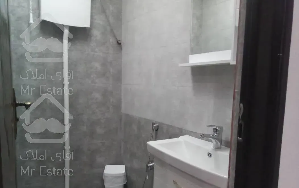 ویلا  استخردار ۲۵۰ متر