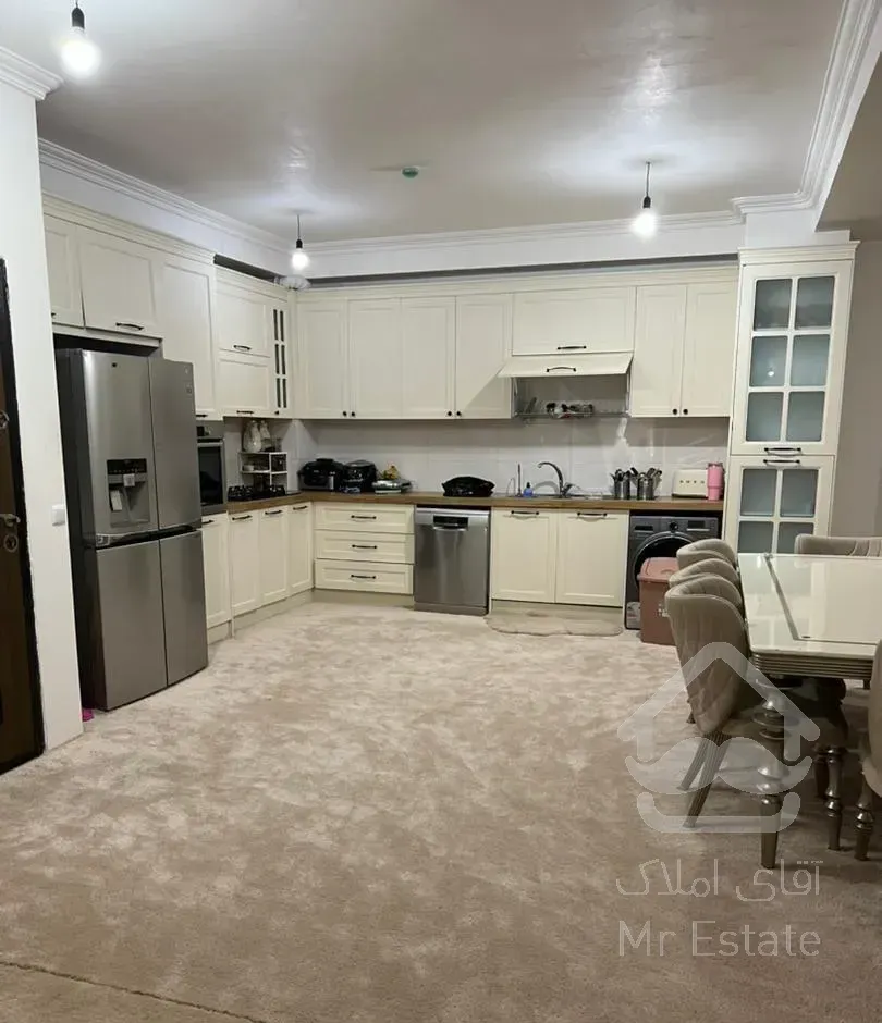 فروش آپارتمان ۱۹۰ متری مرکز‌شهر فول امکانات