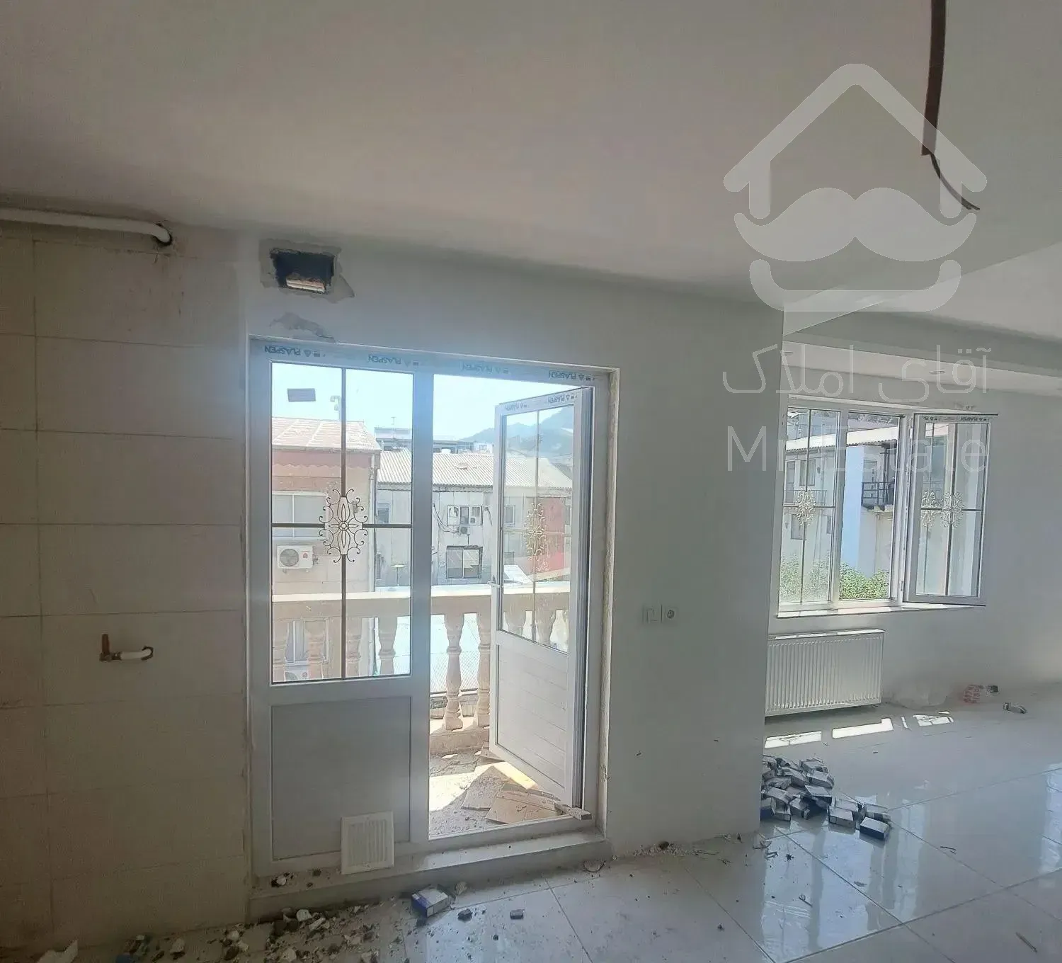 105 متر تک واحدی کلید نخورده