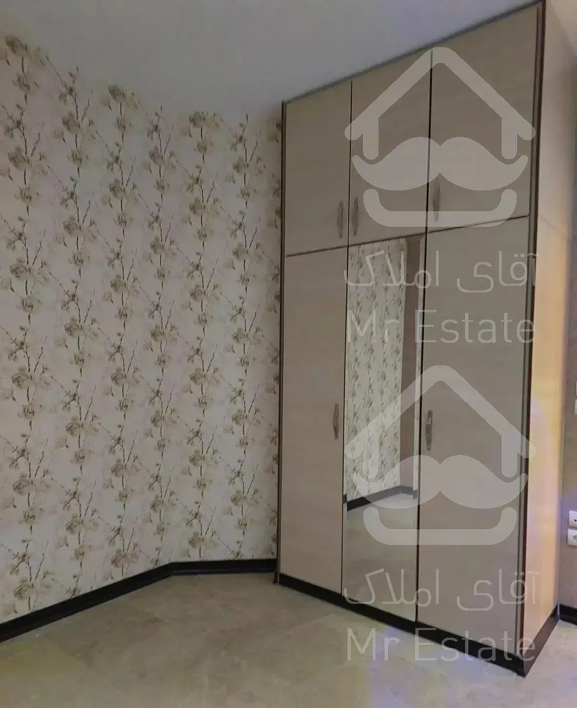 ۹۳ متر اشرفی باهنر