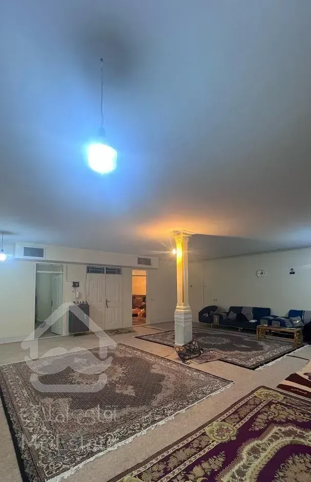 فروش آپارتمان ۱۷۶ متری ۲ خوابه طبقه ۳