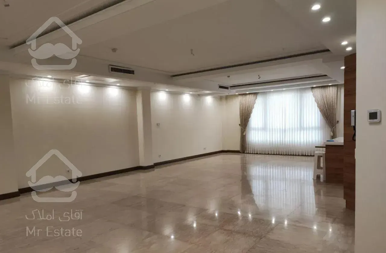 آپارتمان، مسکونی، ۱۸۱ متر، ۳خواب مستر