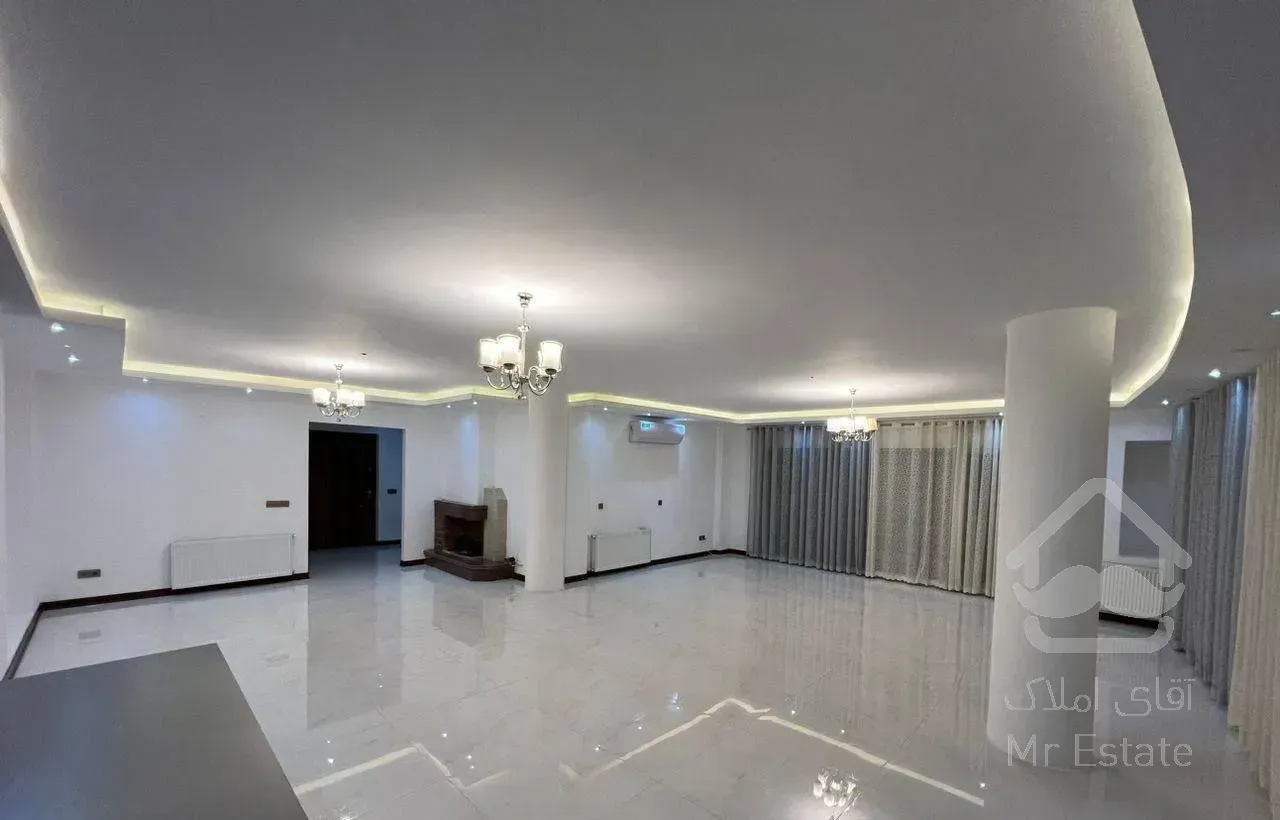 آپارتمان ۲۴۰ متری سه خواب رویان با سند