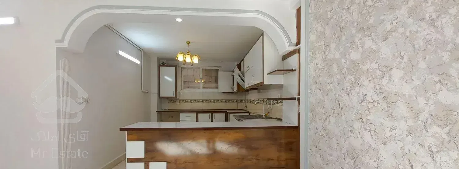 ۹۵ متر تازه بازسازی شده تک واحدی