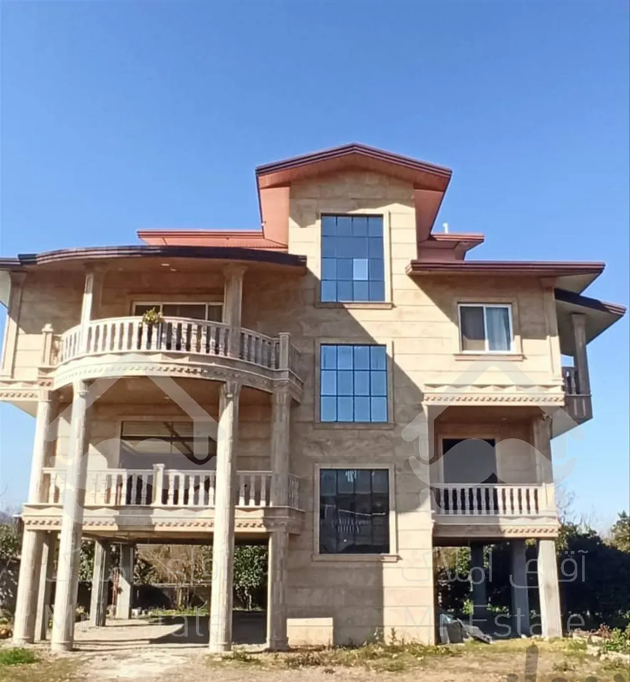 سوئیت تازه ساخت با ویو دریا و کوه