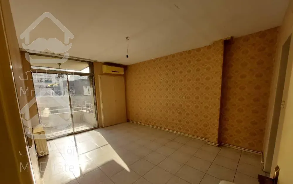 ۱۷۵ متر (قدر سهم ارزنده)