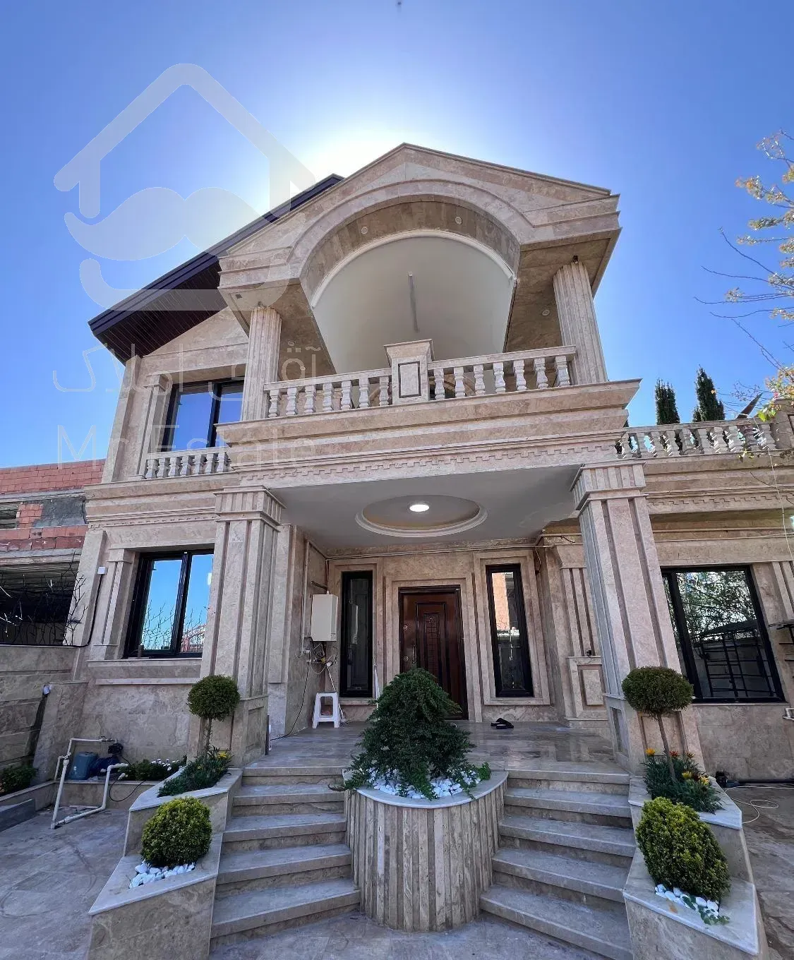 ویلا دوبلکس نما رومی خوش ساخت