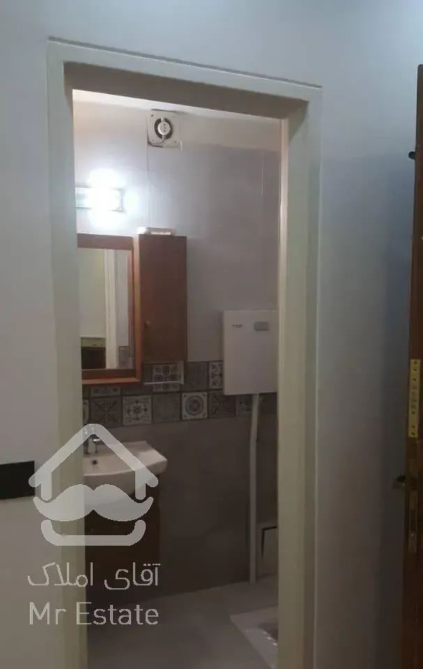 ۷۵متر میدان کتاب فول امکانات