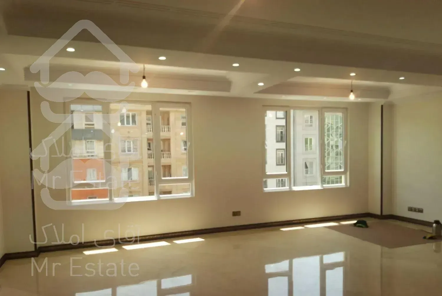 ۲۰۴ متر بر آلاله شرقی سه خواب