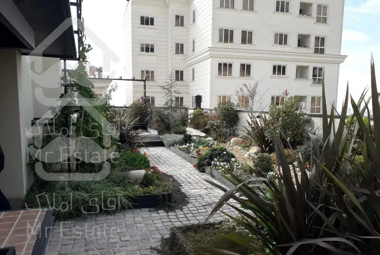 شریعتی خیابان قبا ۸۸ متر